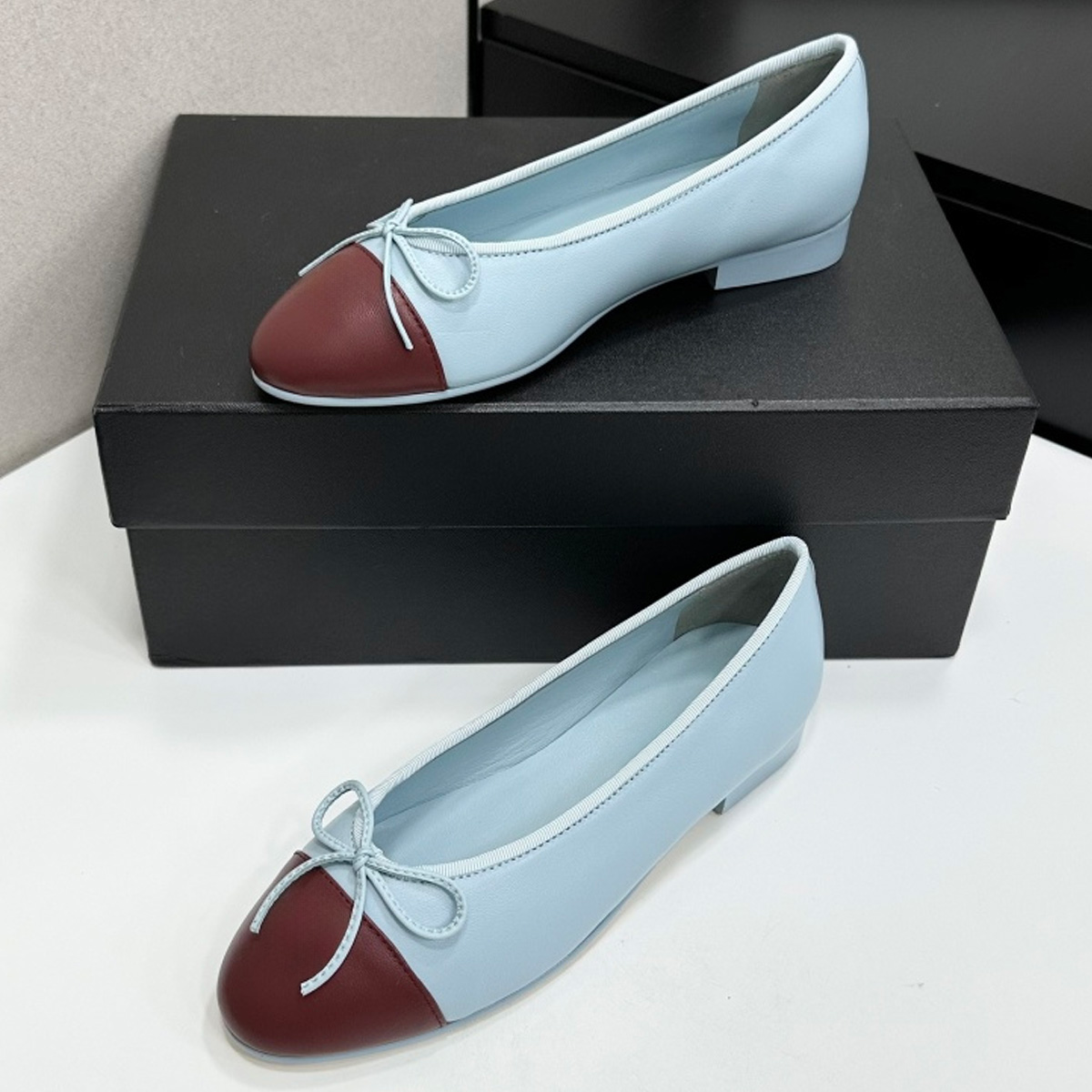 Embroidery Flat Shoes - 2026 Women's Two-Tone Cap-Toe Ballet Flats,