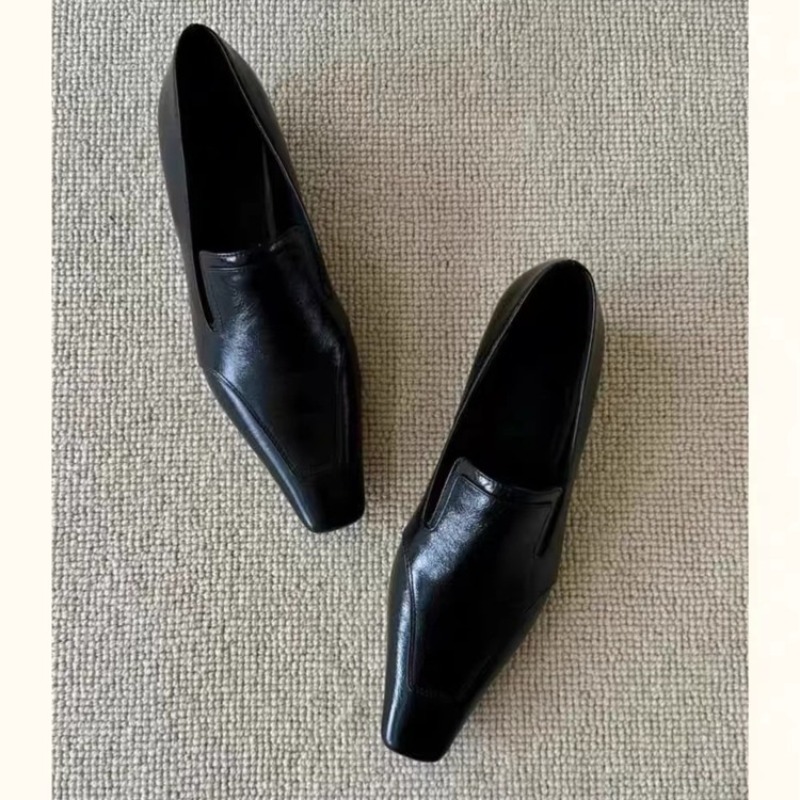 Embroidery Flat Shoes - Retro Square Toe Deep Mouth Slip-on