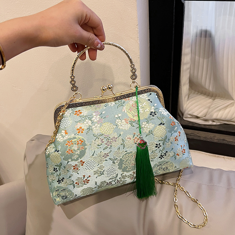 Elegant Embroidered Handbags f - Embroidery Wallet recensione e prezzo