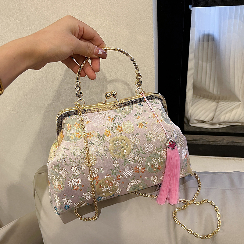 Elegant Embroidered Handbags f - Embroidery Wallet recensione e prezzo