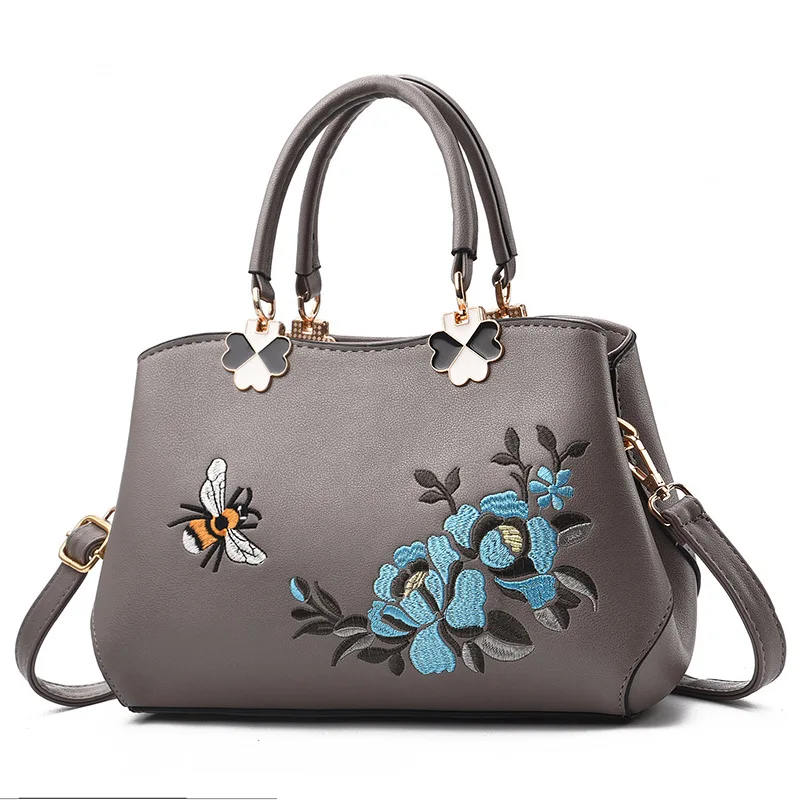 2025New Embroidered Women Bag  - Embroidery Wallet recensione e prezzo