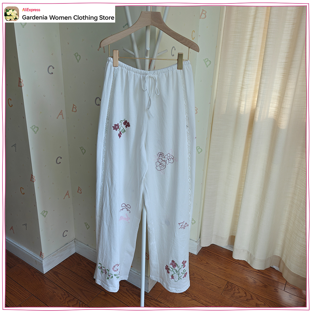 Stylish Embroidered Pant Sets  - Embroidery Uniforms recensione e prezzo