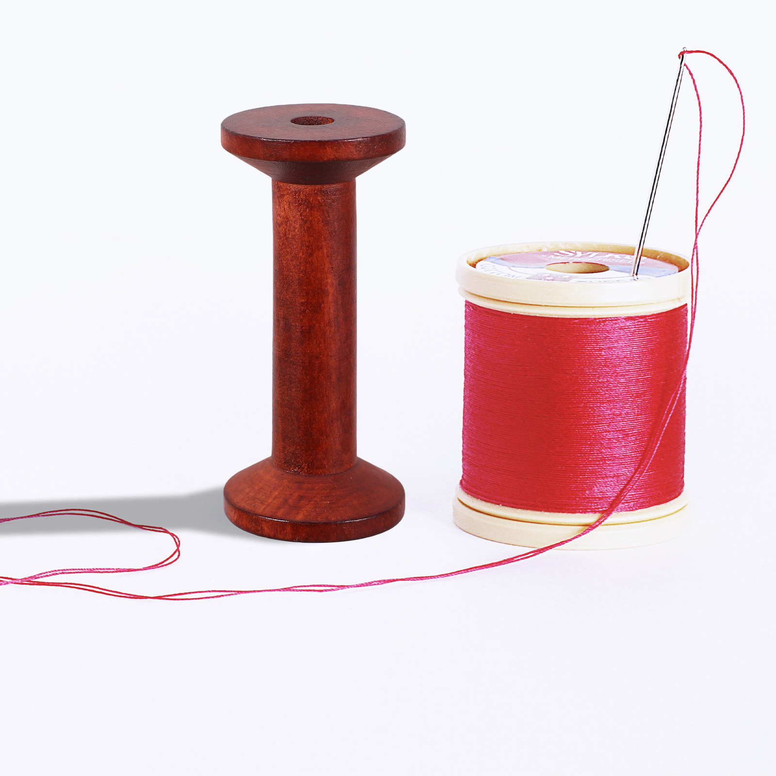 6Pcs Smooth Wood Thread Spools - Embroidery Yarns recensione e prezzo