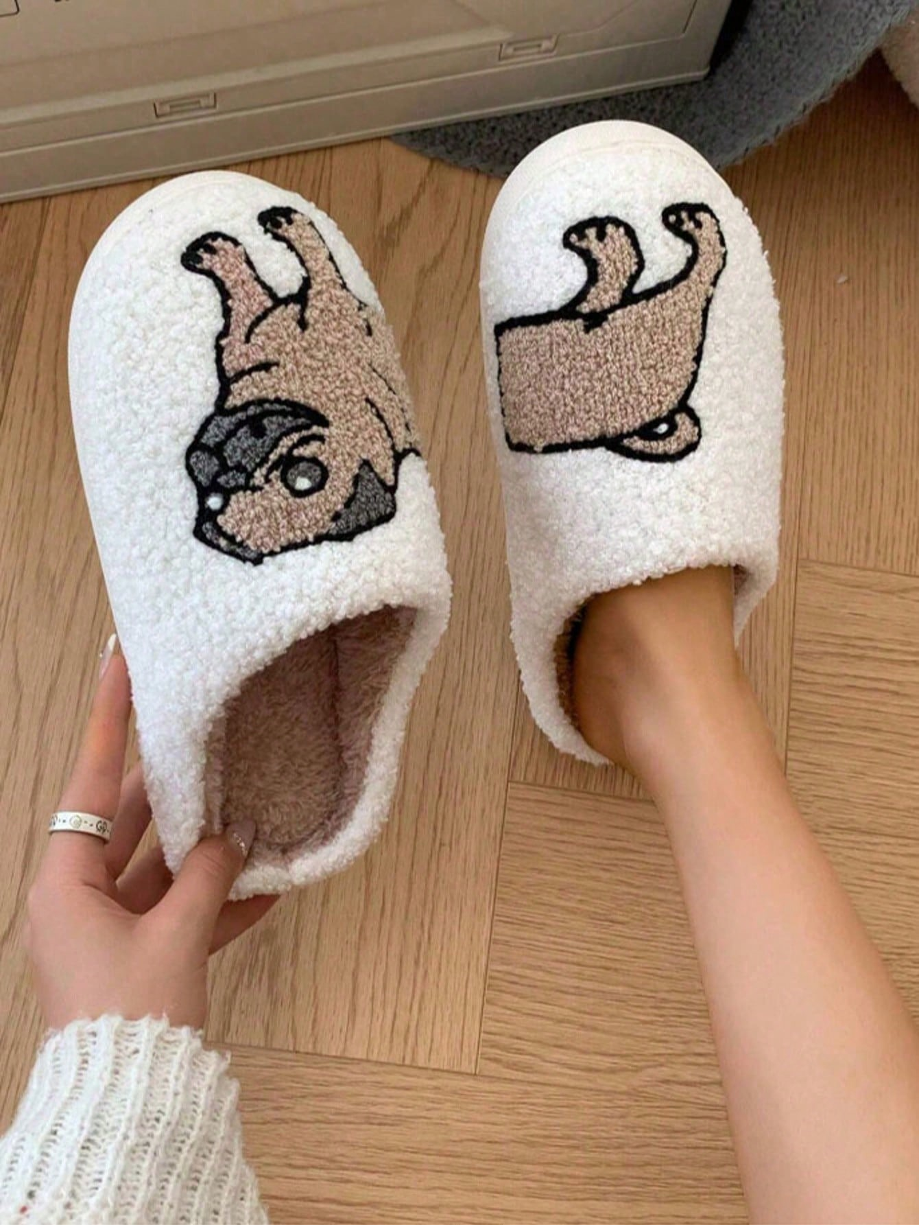 Couple Pug Embroidery Plush Sl - Embroidery Garments recensione e prezzo