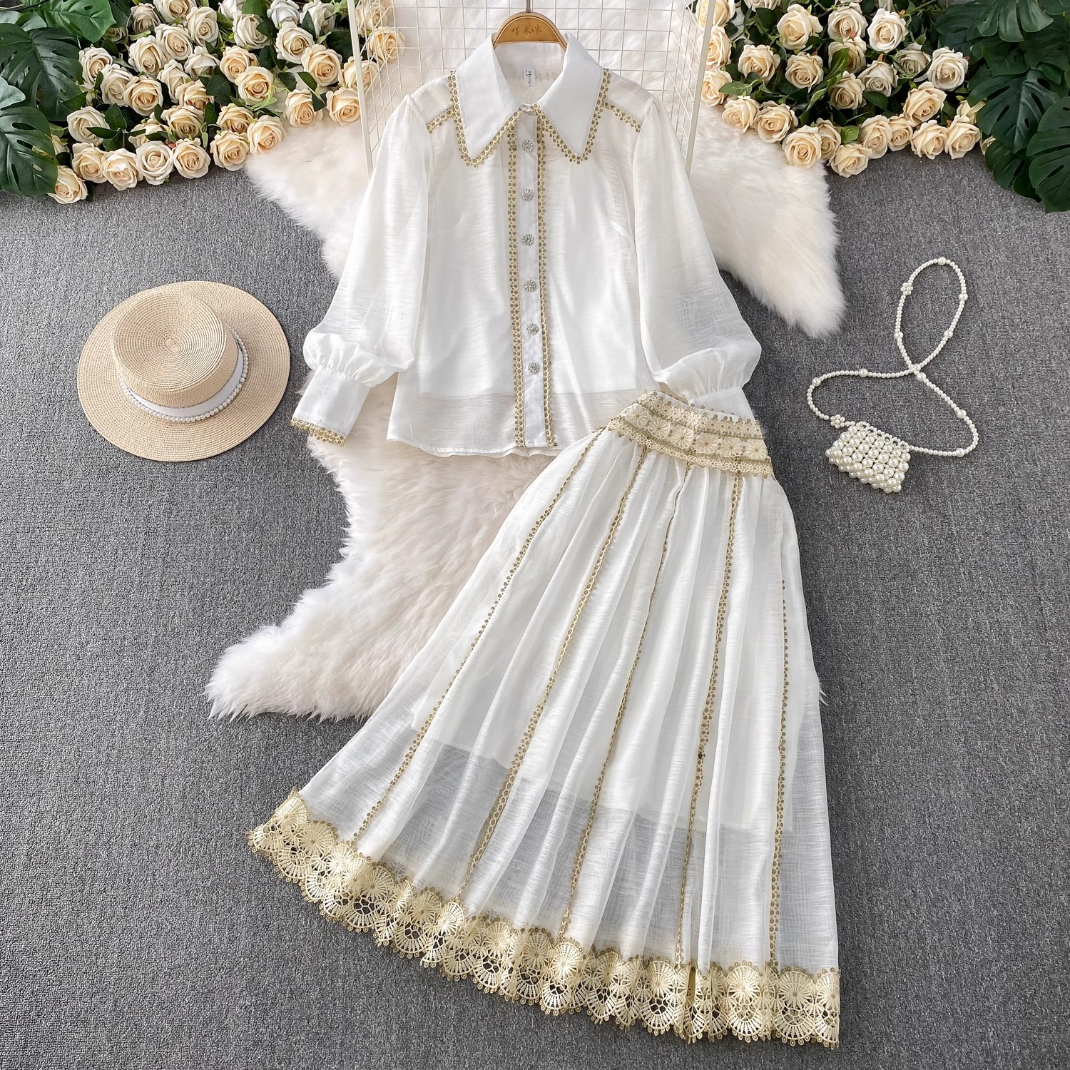 Elegant Shirt Skirt Suit Women - Embroidery Uniform recensione e prezzo
