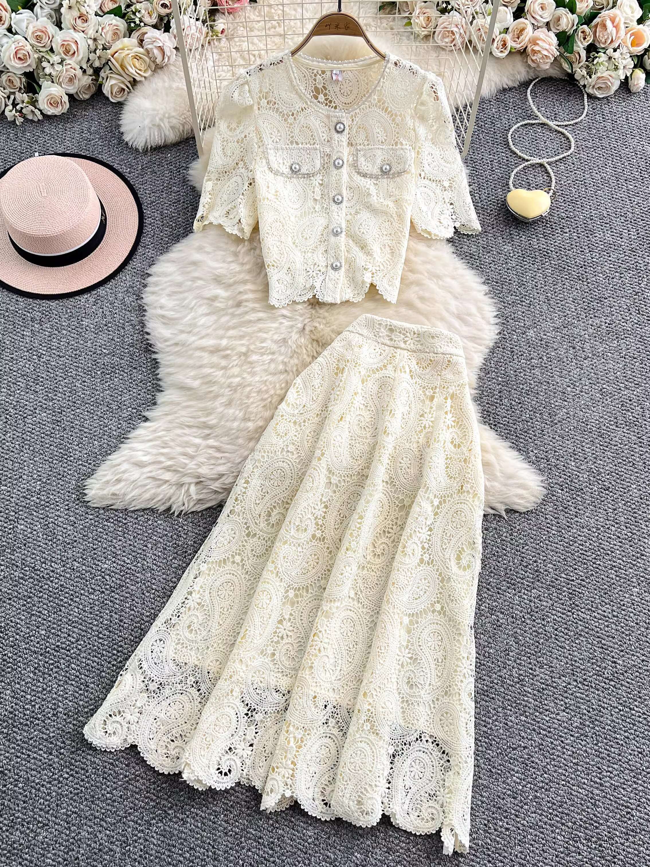 Elegant Pearl Long Dress Suits - Embroidery Uniforms recensione e prezzo