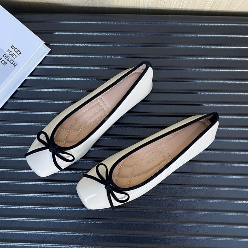 Women Nude Pink Patent Leather - Embroidery Flat Shoes recensione e prezzo