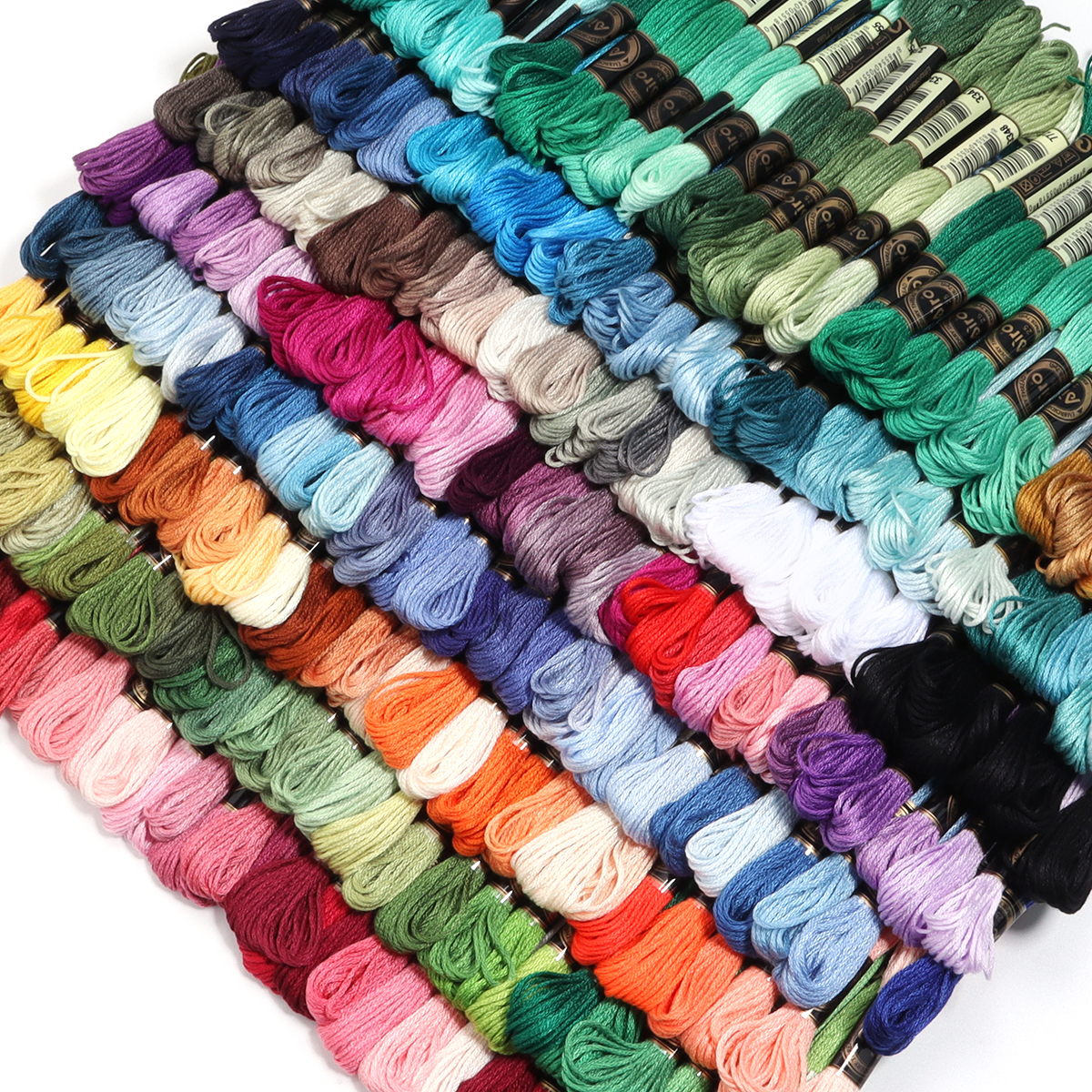 6Pcs/Lot Multicolor Polyester  - Embroidery Yarns recensione e prezzo