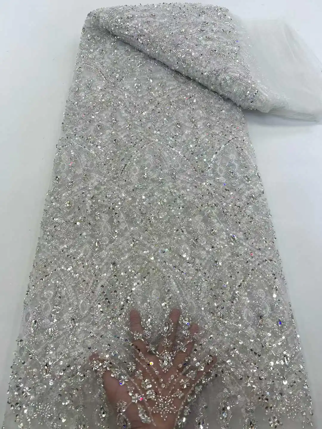 Hot Sale Exquisite Heavy Indus - Embroidery Net Fabric recensione e prezzo