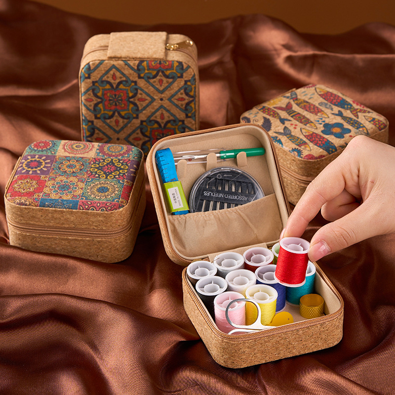 Vintage Cork Boho Floral Sewin - Embroidery For Beginners recensione e prezzo