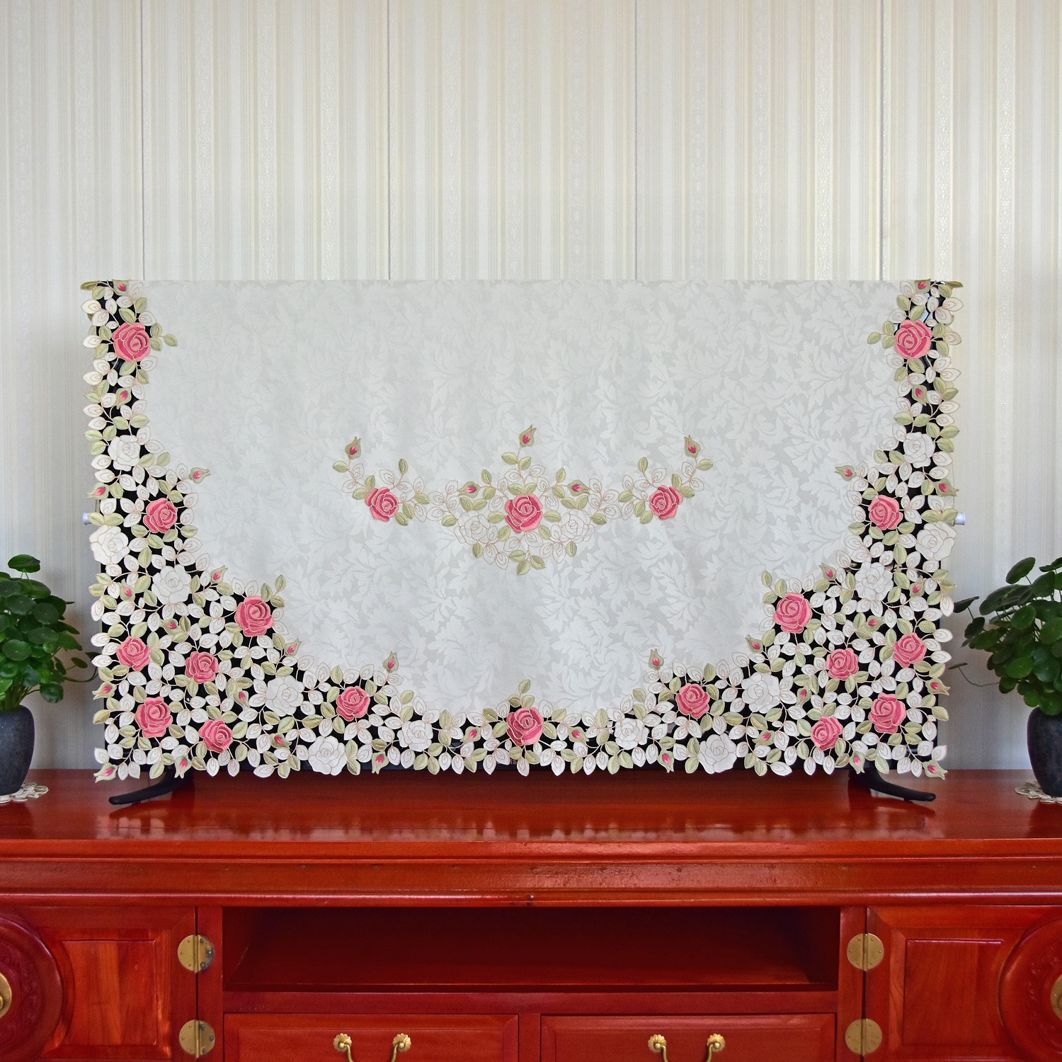 Curved Screen TV Dust Cover Cl - Embroidery Artist recensione e prezzo
