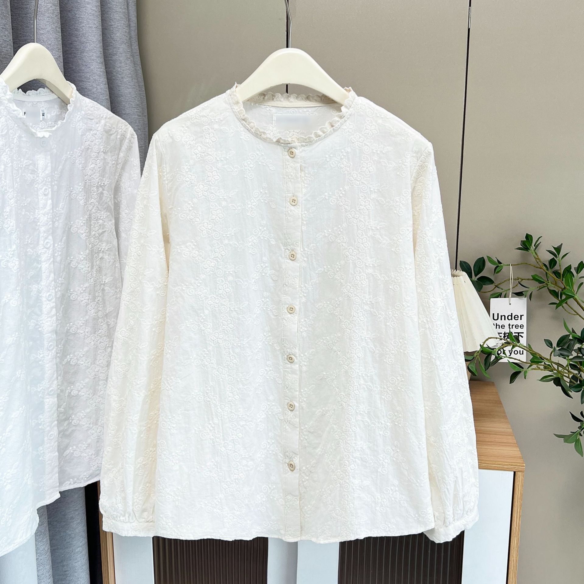 Plus Size Women's Blouses 2025 - Embroidery Artist recensione e prezzo